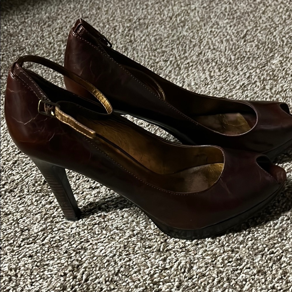 Elegant Brown Peep-Toe Heels